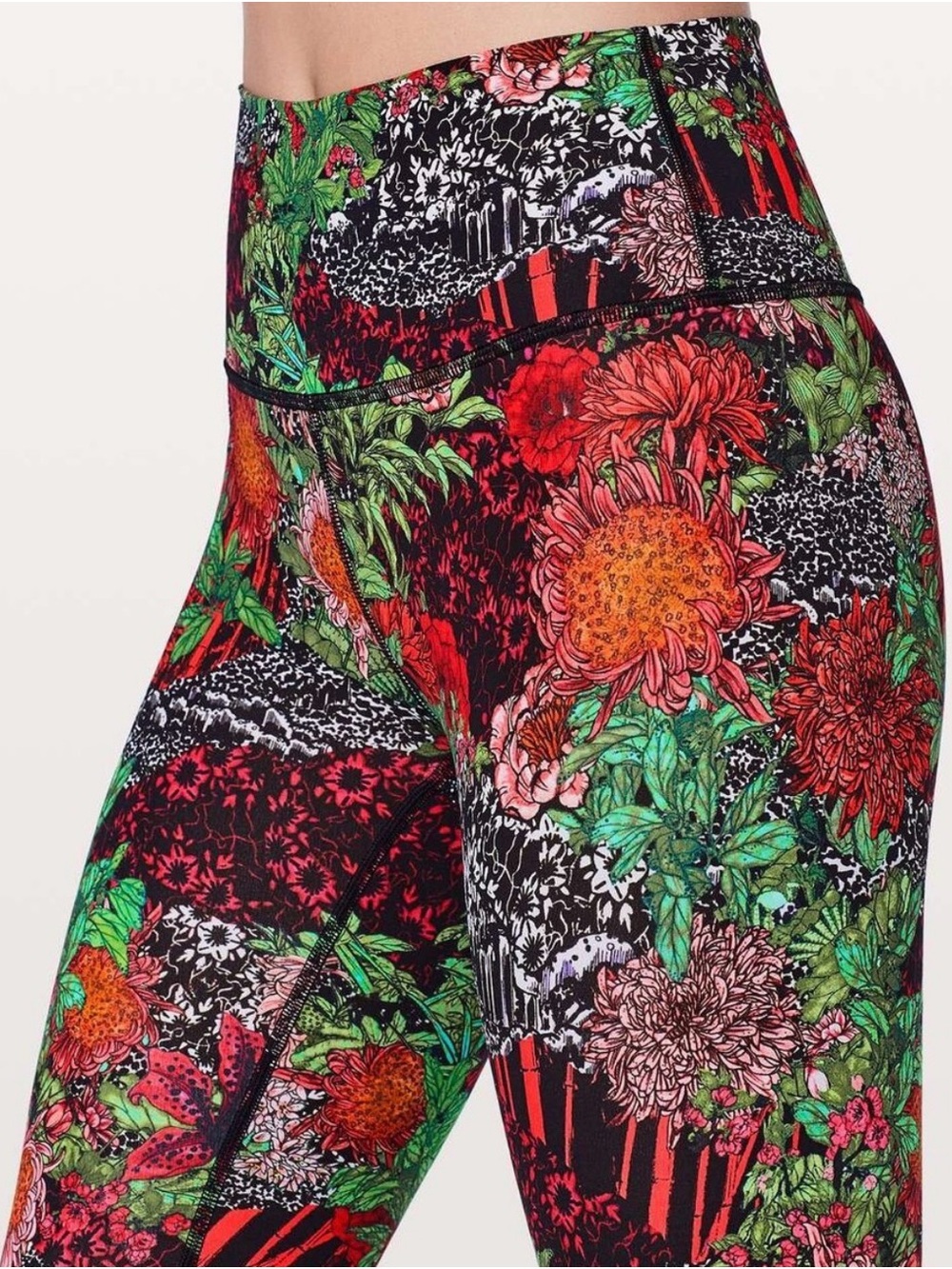 Lululemon Floral High-Rise Leggings - Bold Garden Print size 4